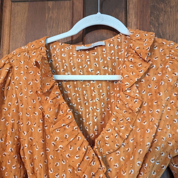 Loft wrap top - Picture 2 of 4